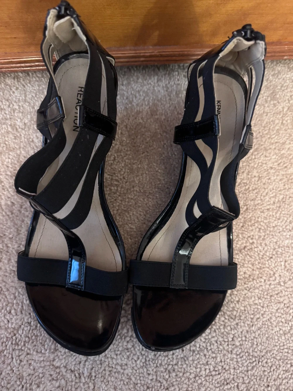 Kenneth Cole Reaction Black Patent and Elastic Wedge Sandals